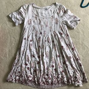 urban outfitters flowy floral dress